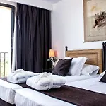 Termes Montbrio & 4*
