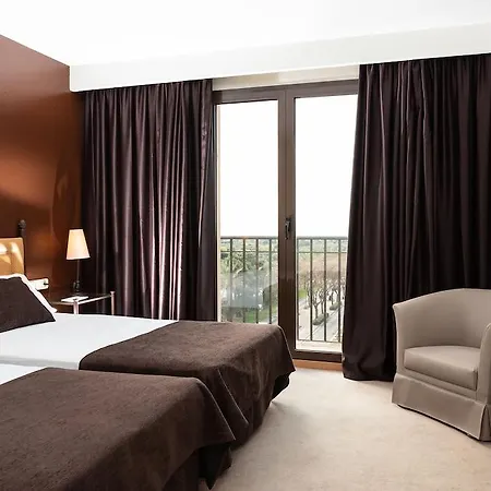 Termes Montbrio & 酒店