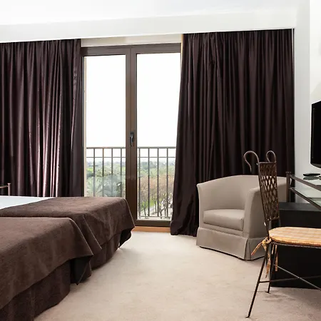 Termes Montbrio & 4*