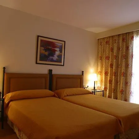 Termes Montbrio & 酒店 蒙特布里奥戴尔坎普