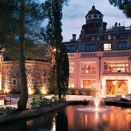 Termes Montbrio & 蒙特布里奥戴尔坎普