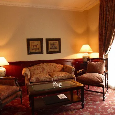 Hotel Termes Montbrio & Montbrio del Camp
