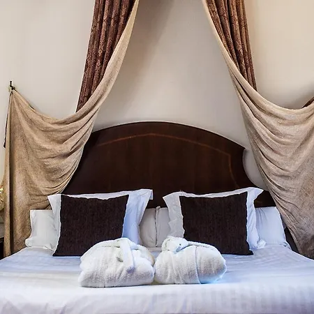 Termes Montbrio & 4*