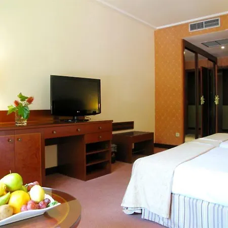 Termes Montbrio & Hotel 4*
