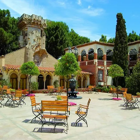 Szálloda Termes Montbrio & 4*