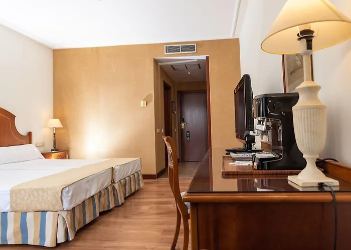 Hotel Termes Montbrio & Montbrió del Camp